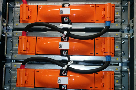 Elektrische Verbindung von Zellen eines Batteriespeichers