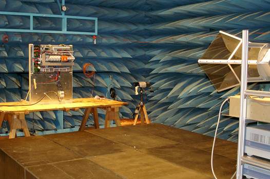 Versuchsaufbau im Prüflabor für eine EMV Messung